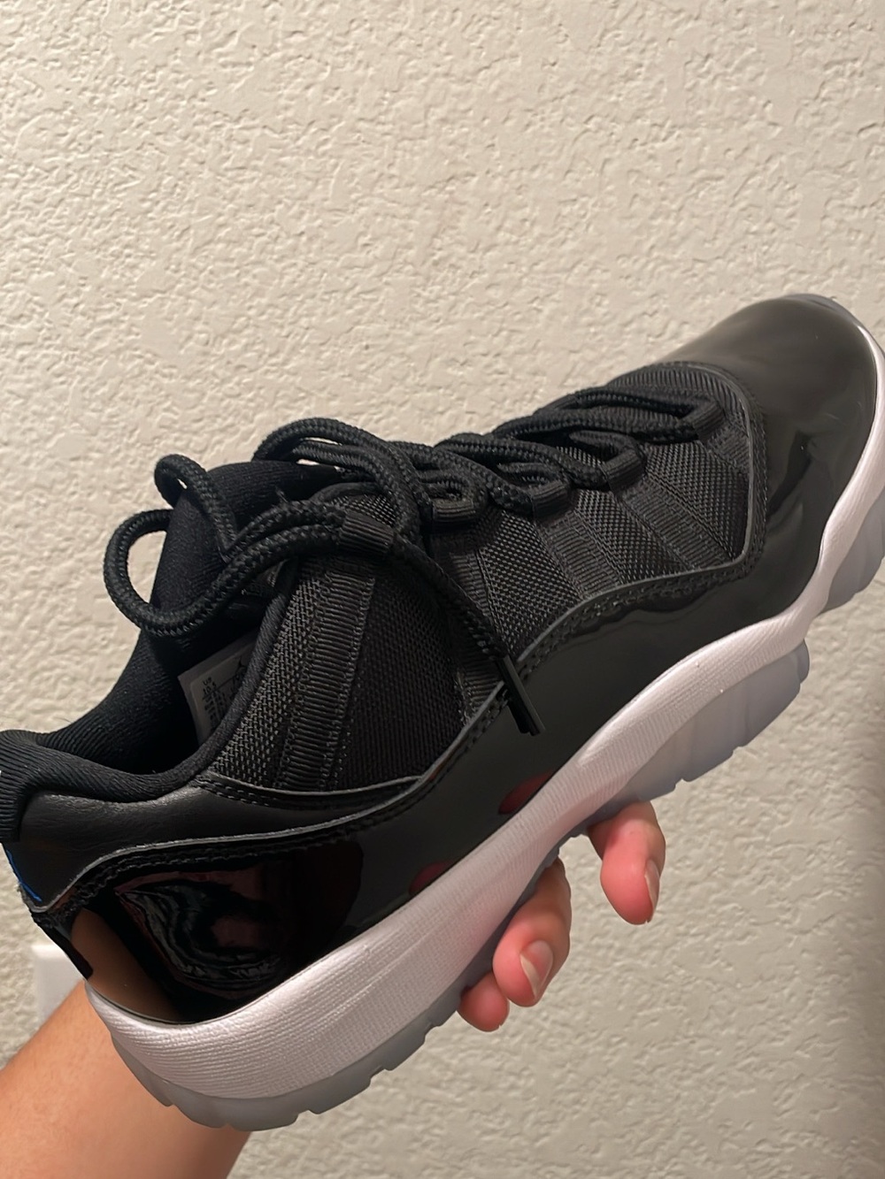 Jordan Men's Black and White Low-Top Sneakers